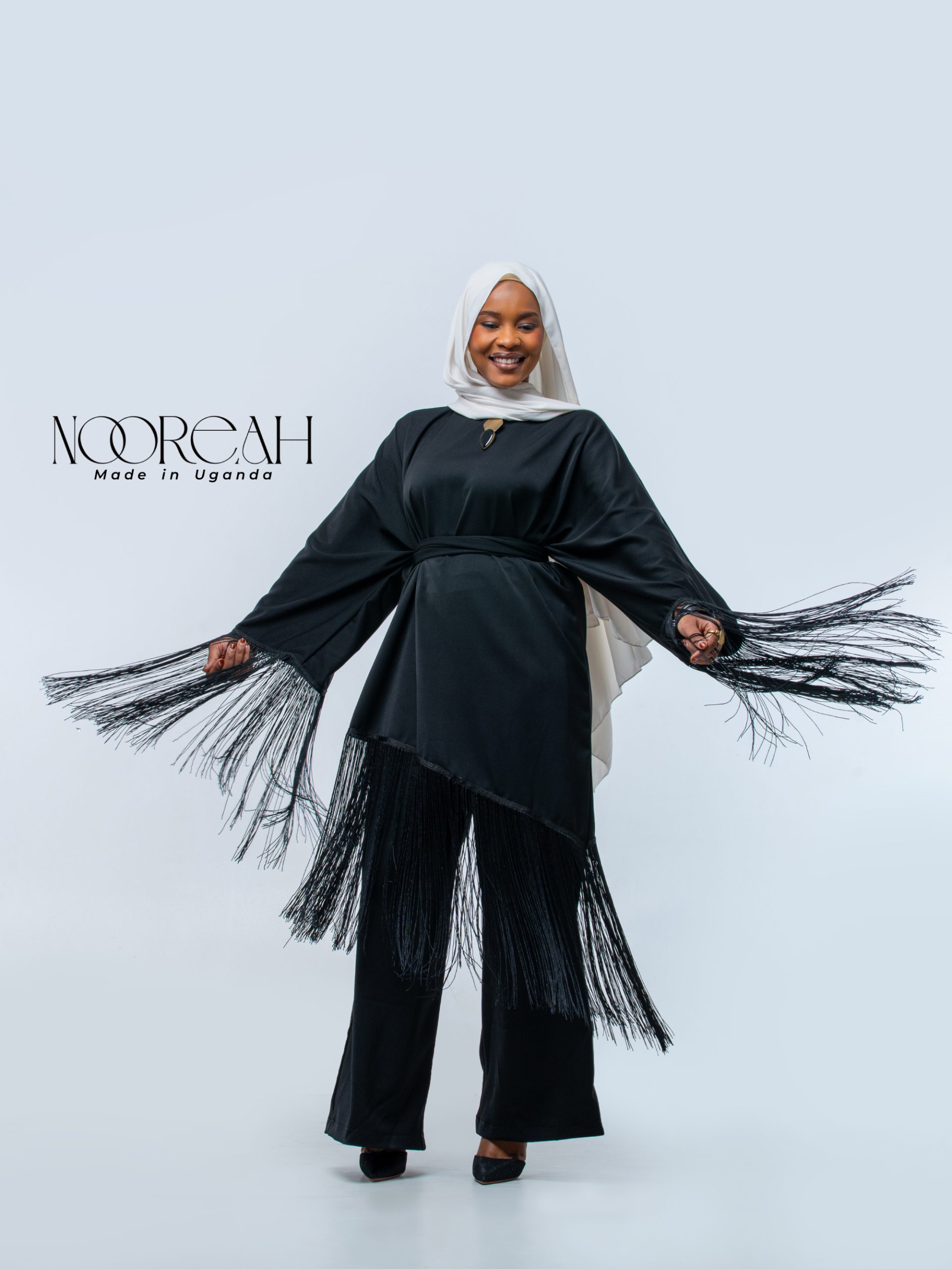 Nooreah Avant-Garde Fringe Ensemble by NOOREAH (1) Nooreah Avant-Garde Fringe Ensemble by NOOREAH (2)